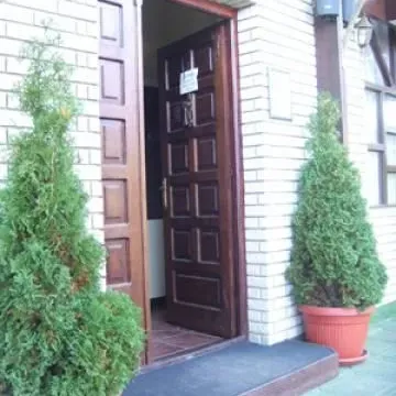 Izdavanje, poslovni prostor, 220m², Vrčin, Grocka - image 8