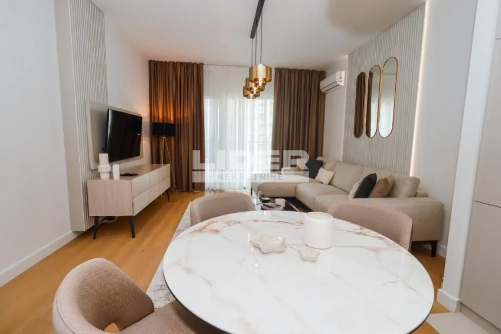 Rent, three bedroom apartment, 76m², Savski Venac, Beograd