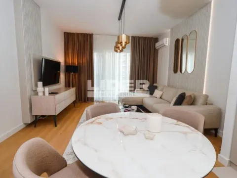 Rent, three bedroom apartment, 76m², Savski Venac, Beograd - image 1