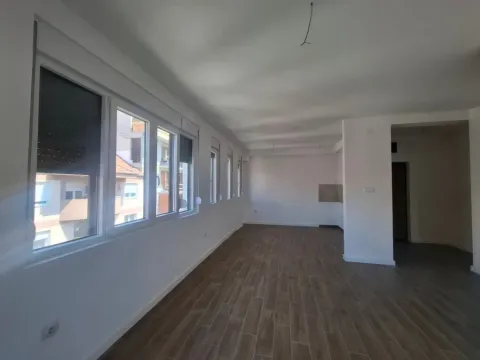 Sale, four bedroom apartment, 74m², Centar, Kragujevac - image 9