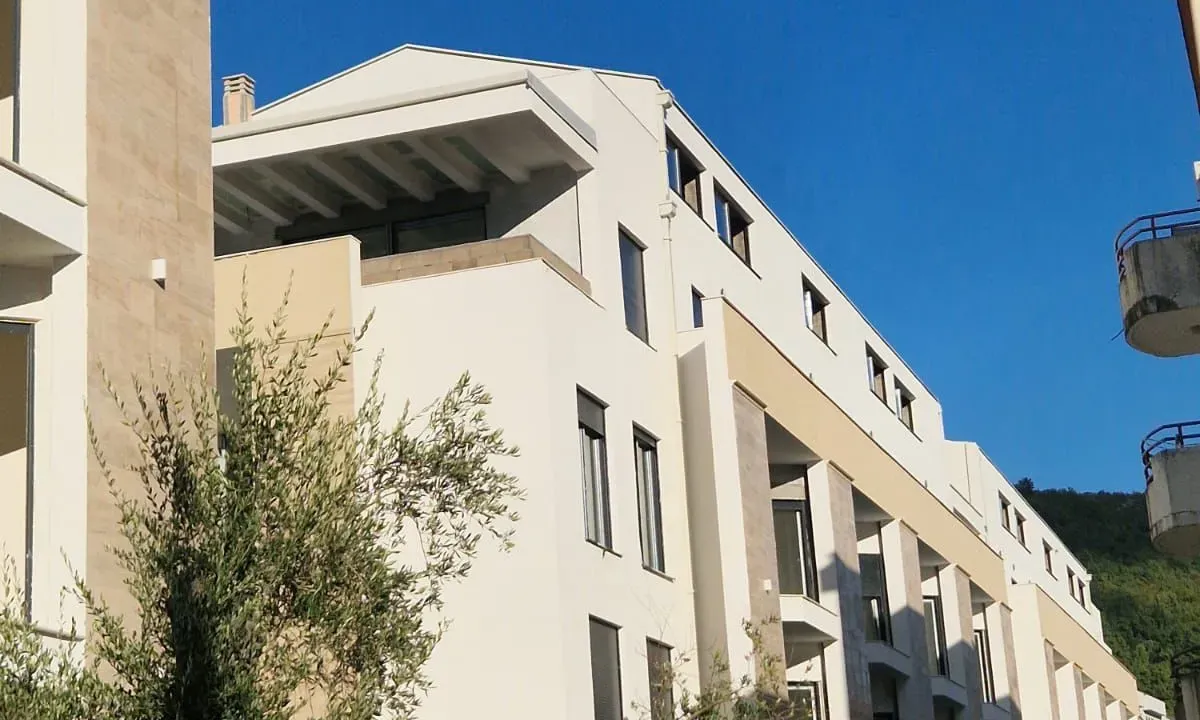 Prodaja, trosoban stan, 85m², Budva, Crna Gora