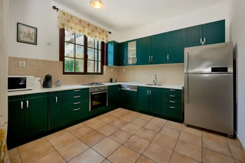 Prodaja, kuća, 235m², Kostanjica, Kotor - image 105