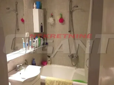 Prodaja, trosoban stan, 85m², Gundulićev Venac, Beograd - image 9