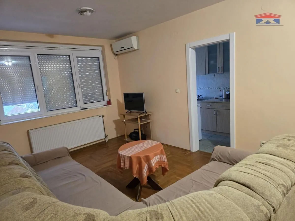Izdavanje, dvosoban stan, 46m², Nova Detelinara, Novi Sad Sve Podlokacije