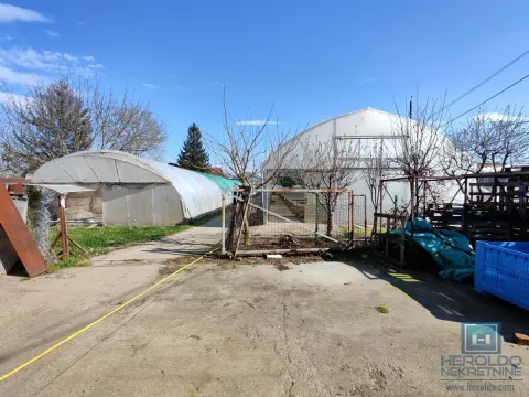 Prodaja, kuća, 203m², Jagodina, Srbija - image 15