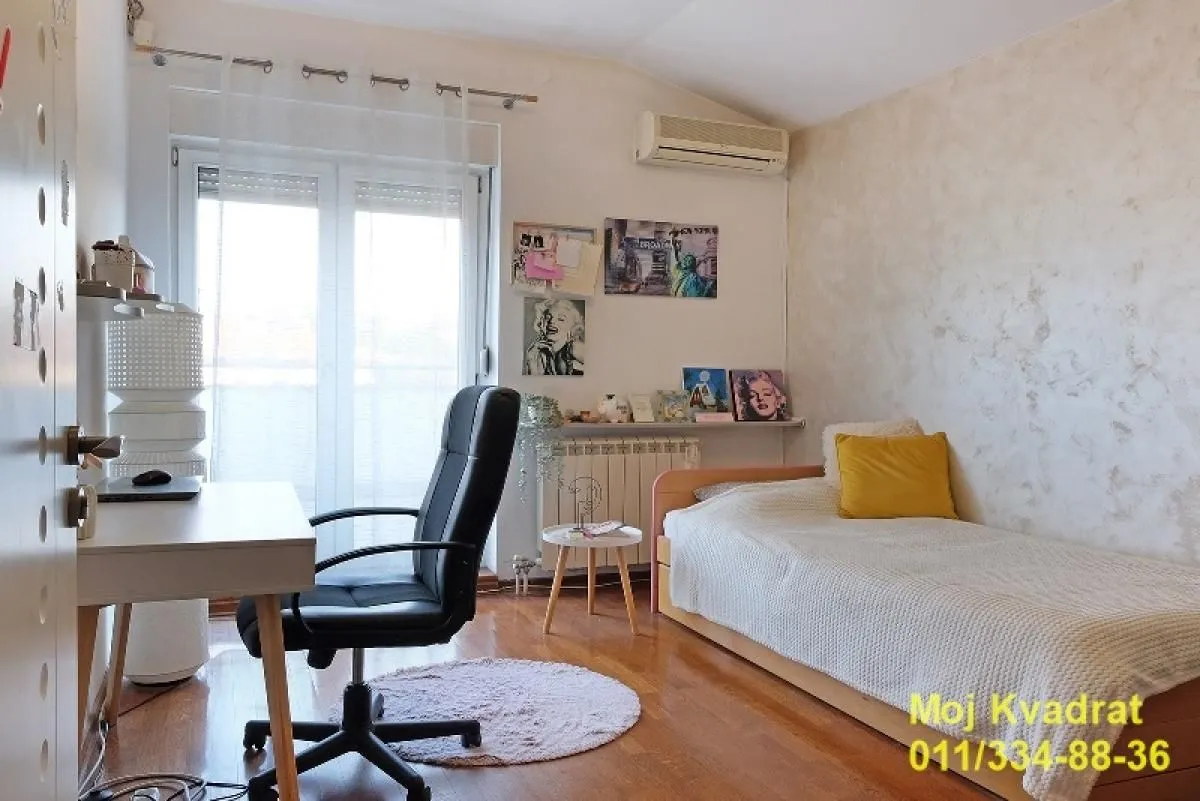 Prodaja, četvorosoban stan, 142m², Savski Venac, Beograd