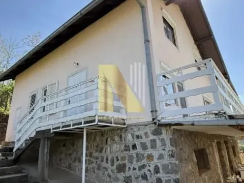 Prodaja, kuća, 195m², Sremska Kamenica, Petrovaradin - image 2