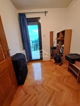 Prodaja, kuća, 238m², Vrčin, Grocka - image 15