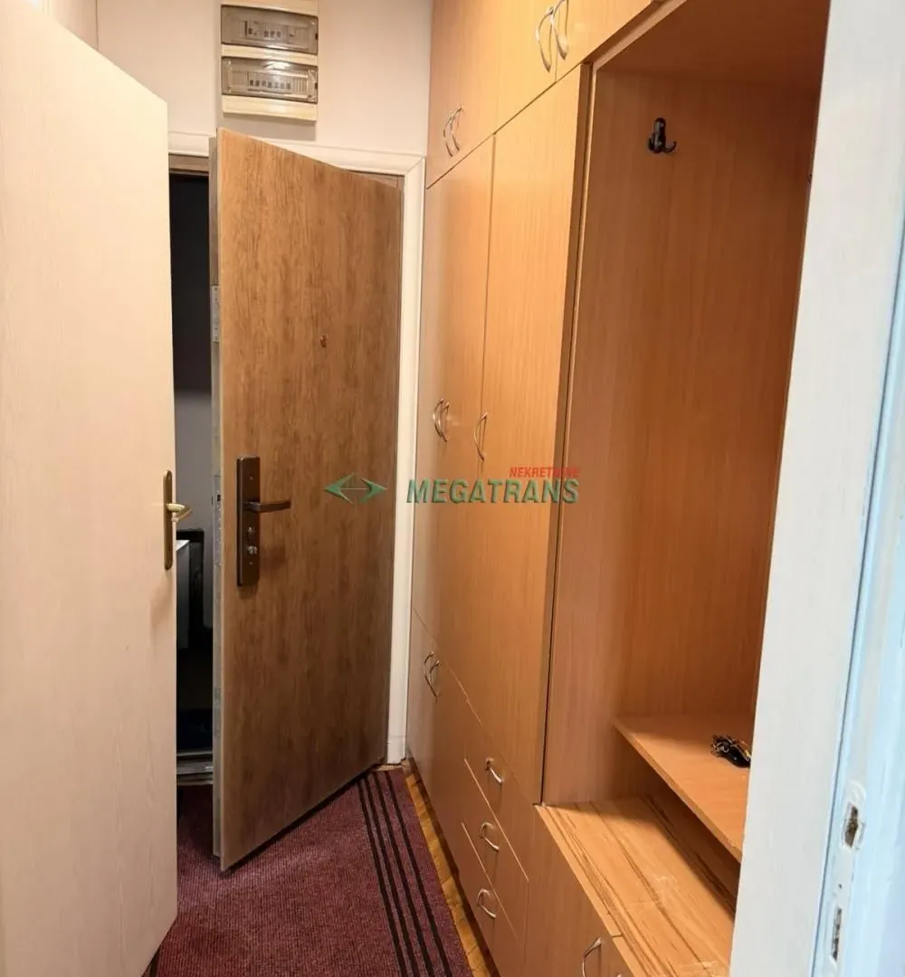 Izdavanje, stan, 26m², Nova Detelinara, Novi Sad Sve Podlokacije