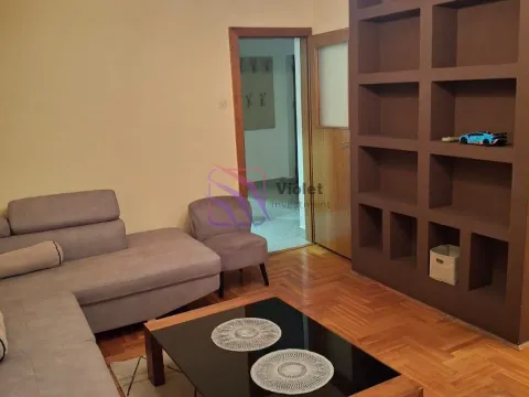 Izdavanje, jednosoban stan, 73m², Stari Aerodrom, Podgorica - image 4