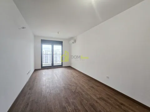 Izdavanje, dvosoban stan, 64m², Tološka šuma, Podgorica - image 1