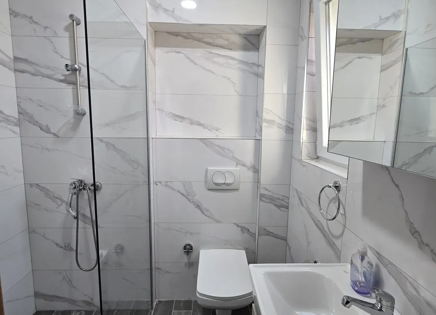 Prodaja, jednosoban stan, 52m², Stari Aerodrom, Podgorica
