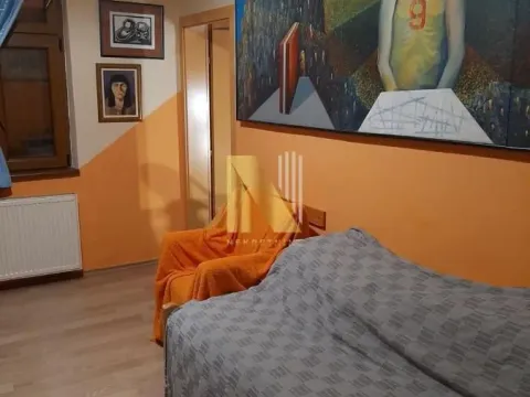 Sale, three bedroom apartment, 81m², Petrovaradin, Novi Sad - image 1
