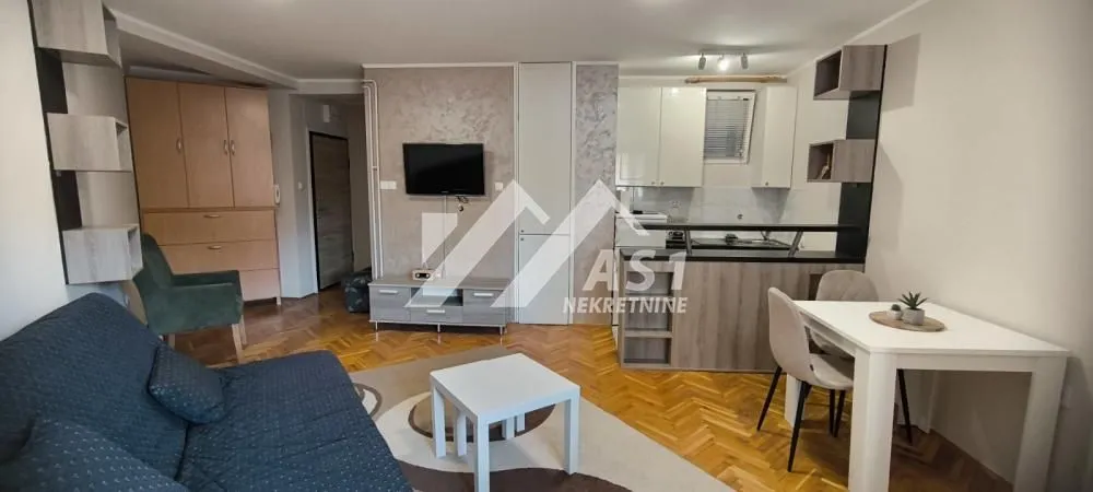 Rent, one bedroom apartment, 32m², Rotkvarija, Novi Sad Sve Podlokacije