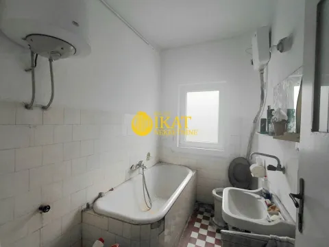 Sale, one bedroom apartment, 30m², Vračar Centar, Vračar Sve Podlokacije - image 4