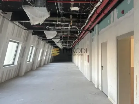 Rent, office space, 460m², Beograd, Srbija - image 3