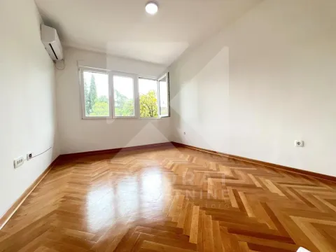 Izdavanje, poslovni prostor, 66m², Preko Morače, Podgorica - image 3