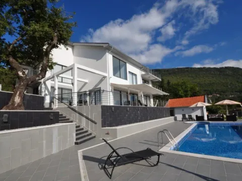 Prodaja, kuća, 396m², Tivat, Crna Gora - image 12