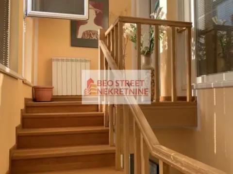 Prodaja, kuća, 370m², Kosmaj, Sopot - image 6