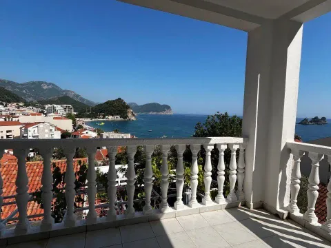 Sale, one bedroom apartment, 67m², Petrovac, Budva - image 1