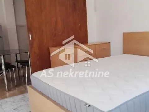 Rent, three bedroom apartment, 80m², Čukarica, Beograd - image 12