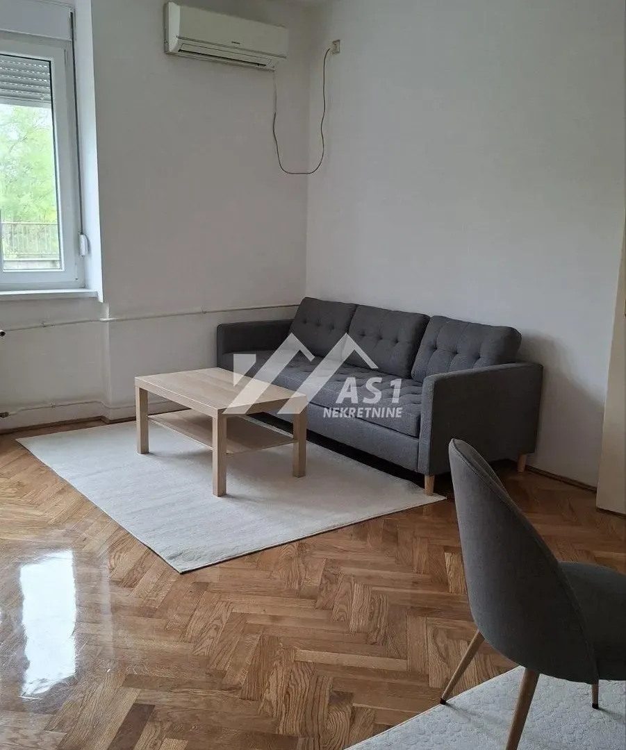 Izdavanje, trosoban stan, 88m², Novi Sad Sve Podlokacije, Novi Sad
