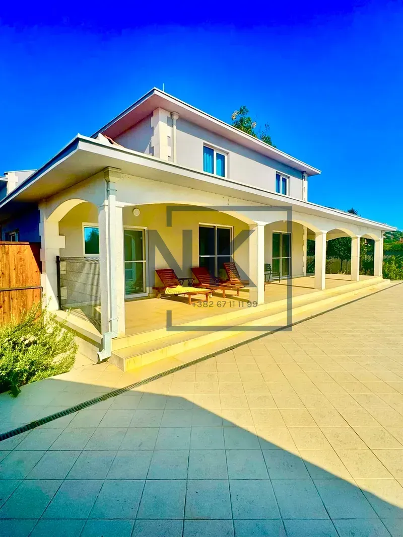 Izdavanje, kuća, 450m², Donja Gorica, Podgorica