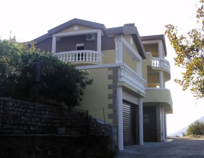 Sale, house, 238m², Opatovo, Tivat