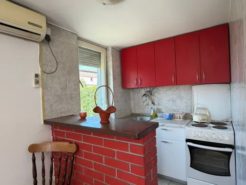 Izdavanje, kuća, 100m², Zeta, Podgorica - image 9