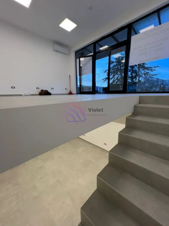 Rent, office space, 95m², City Kvart, Podgorica