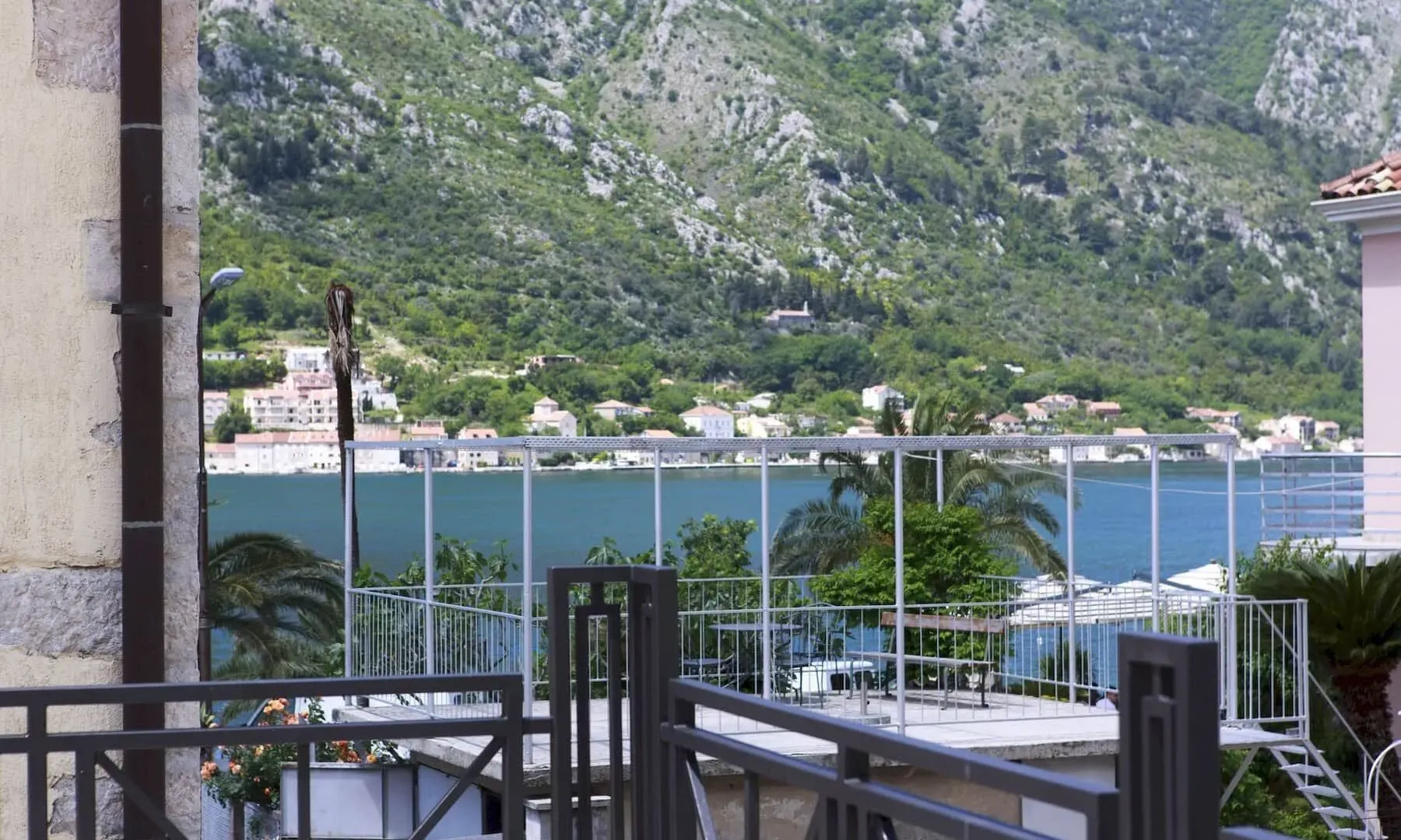 Sale, house, 250m², Kotor, Crna Gora