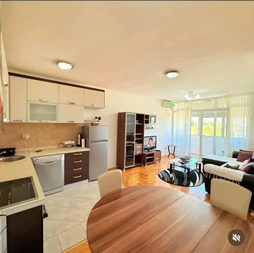 Rent, two bedroom apartment, 60m², City Kvart, Podgorica
