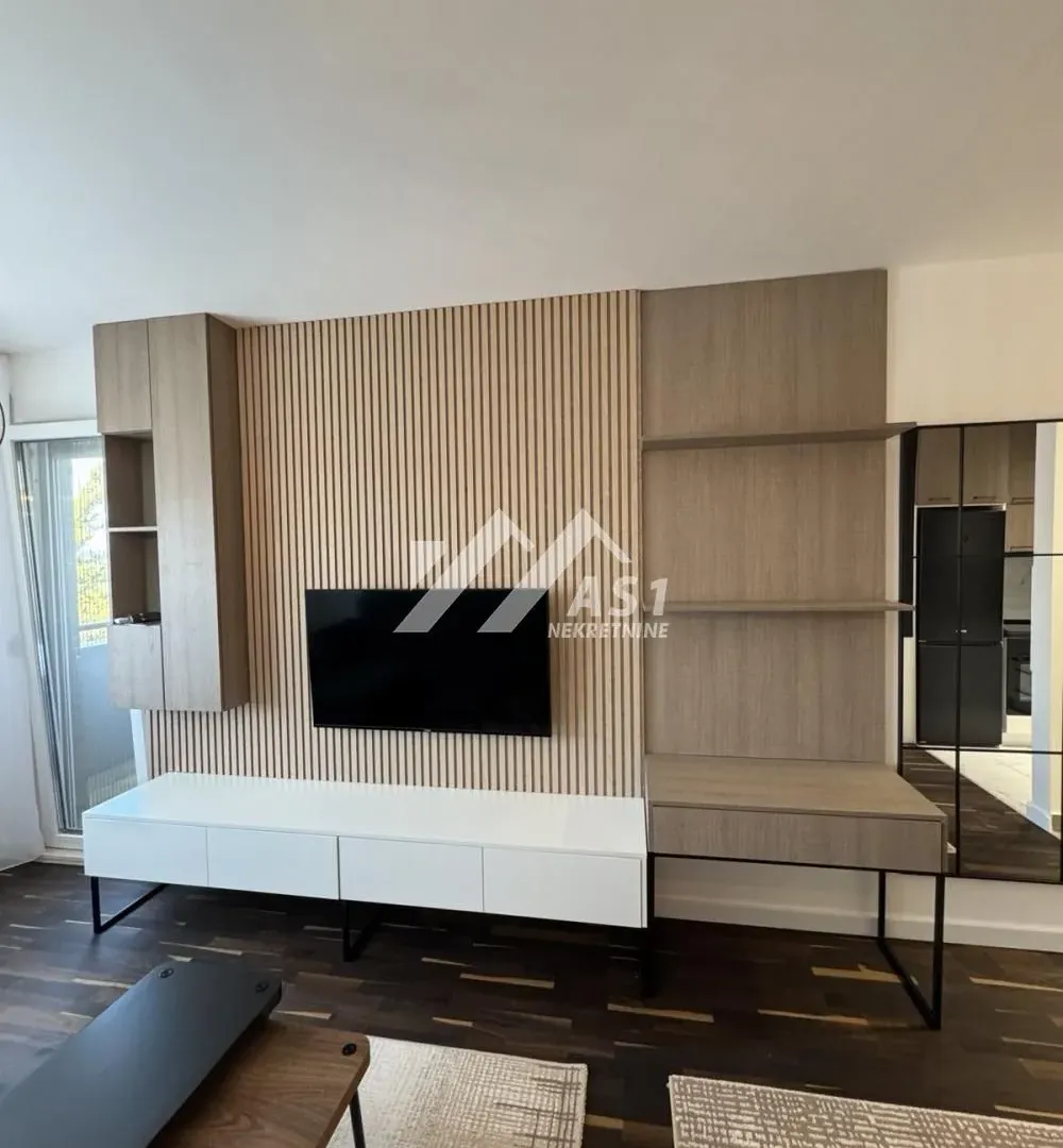 Izdavanje, dvosoban stan, 45m², Avijatičarsko naselje, Novi Sad Sve Podlokacije
