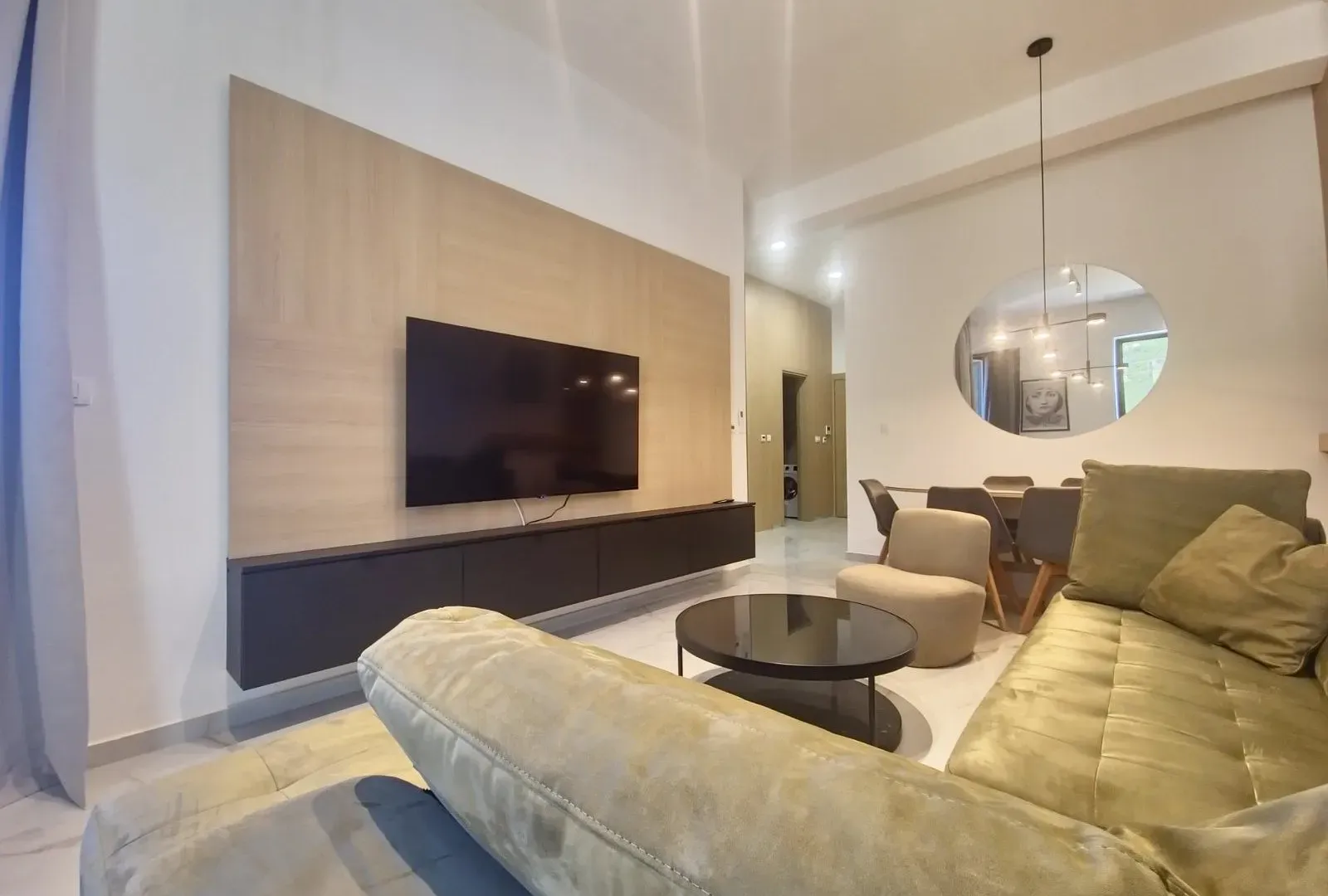 Izdavanje, dvosoban stan, 68m², Lastva Grbaljska, Kotor
