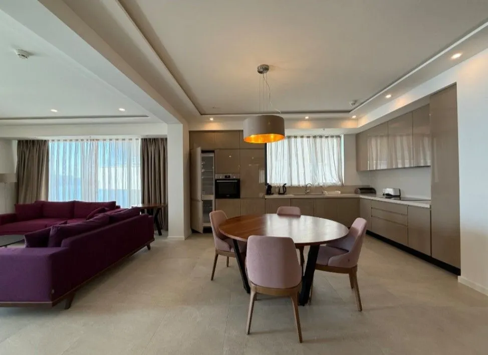 Prodaja, dvosoban stan, 110m², Rafailovići, Budva