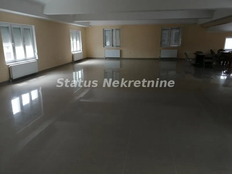 Rent, office space, 300m², Kać, Novi Sad Sve Podlokacije