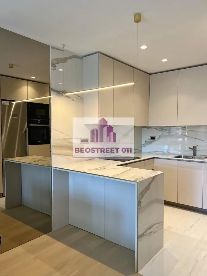 Sale, three bedroom apartment, 93m², Južni Bulevar, Vračar Sve Podlokacije