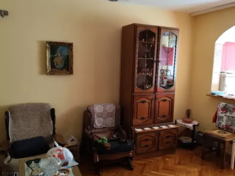 Izdavanje, dvosoban stan, 43m², Gintaš, Podgorica - image 3