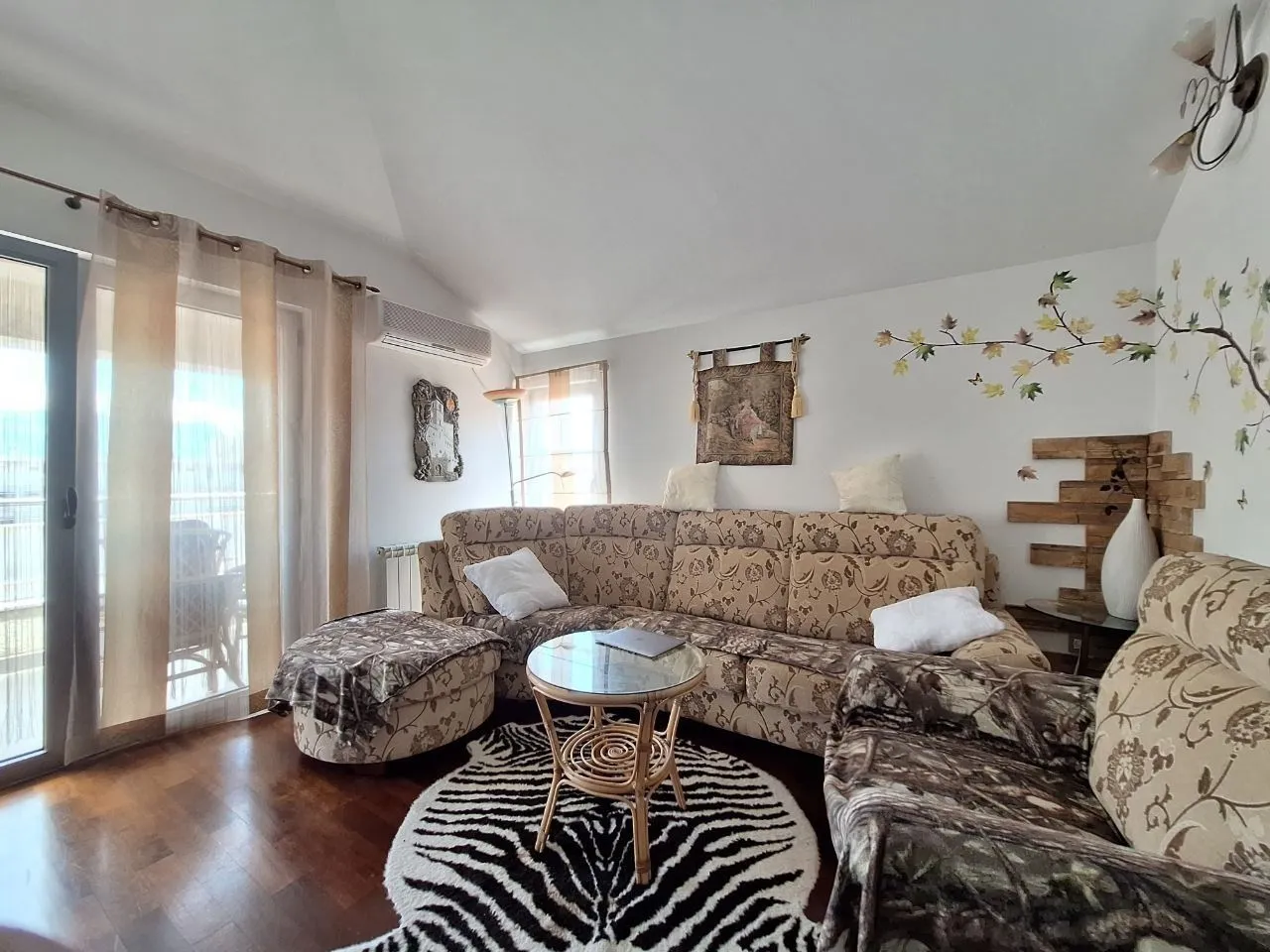 Sale, three bedroom apartment, 92m², Rozino, Budva