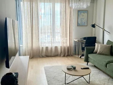 Rent, two bedroom apartment, 41m², Stari Grad, Beograd - image 2