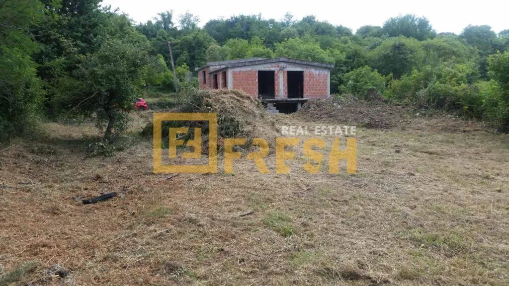 Prodaja, plac, 1300m², Danilovgrad, Crna Gora