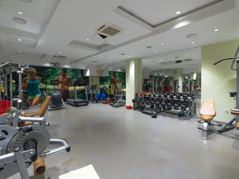 Prodaja, poslovni prostor, 1343m², Centar, Podgorica - image 11