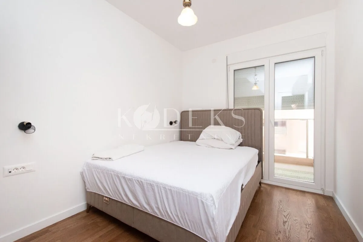 Izdavanje, jednosoban stan, 45m², Stari Aerodrom, Podgorica