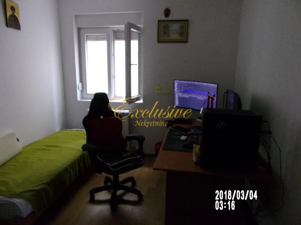 Prodaja, trosoban stan, 61m², Ledine, Beograd