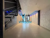 Izdavanje, kuća, 140m², Lipov gaj, Novi Sad Sve Podlokacije - image 1