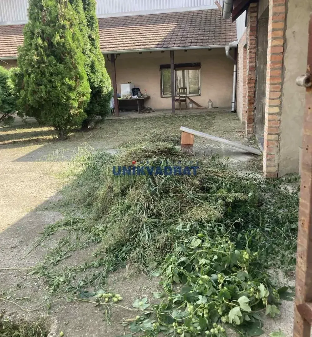 Sale, office space, 1100m², Krtinska, Obrenovac