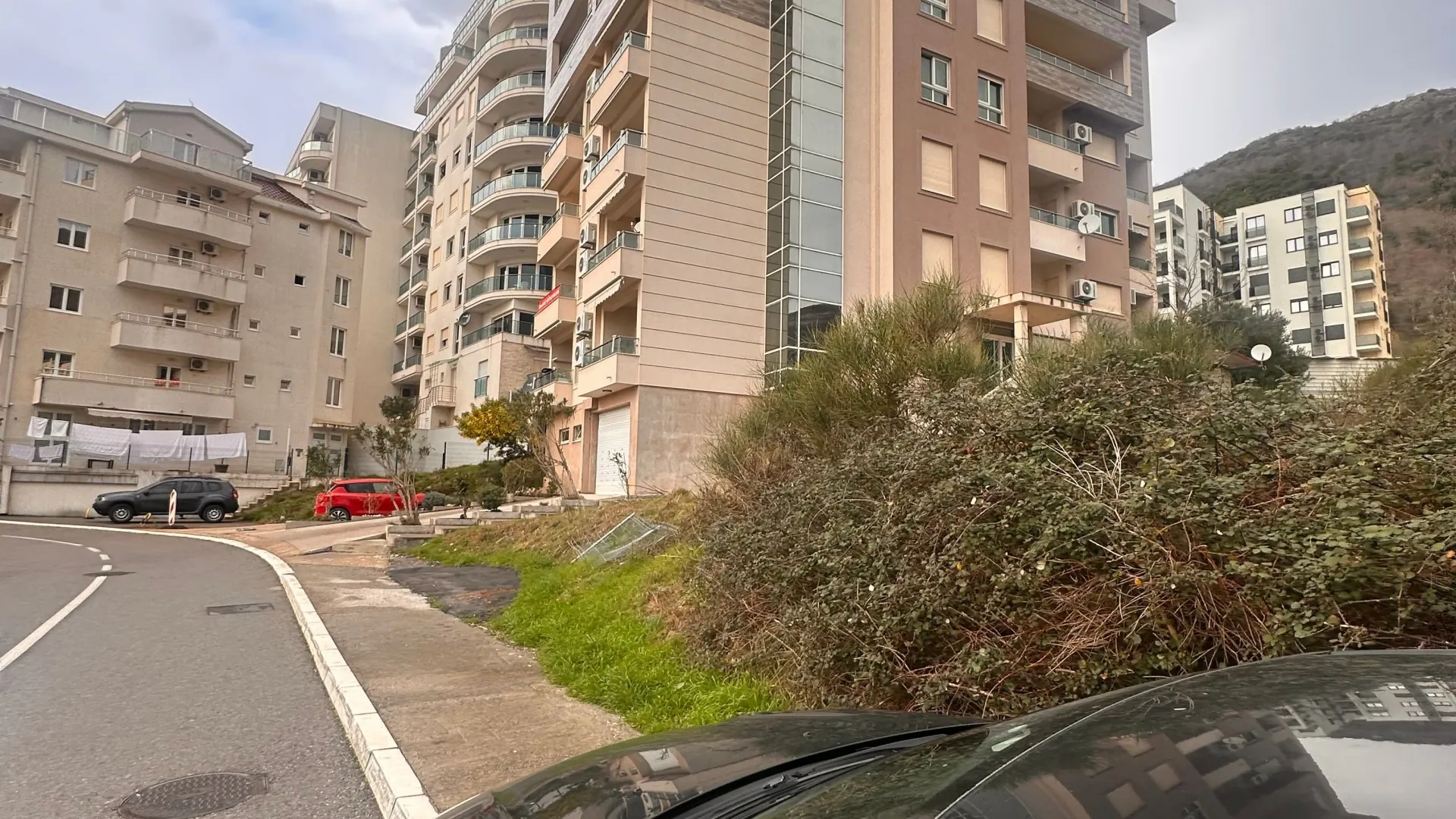 Prodaja, trosoban stan, 115m², Bečići, Budva