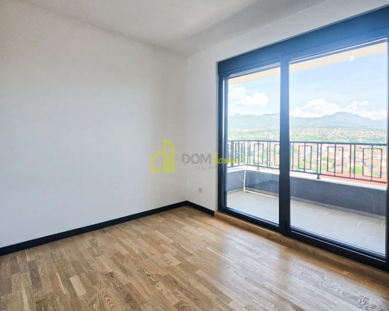 Prodaja, trosoban stan, 88m², Gorica C, Podgorica