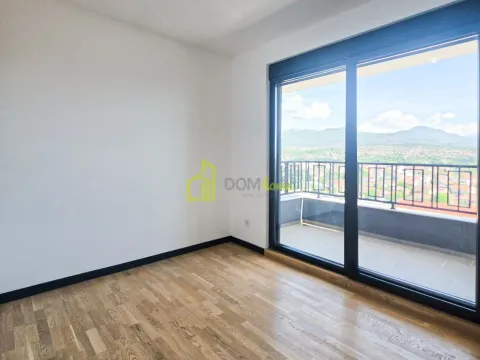 Prodaja, trosoban stan, 88m², Gorica C, Podgorica - image 5