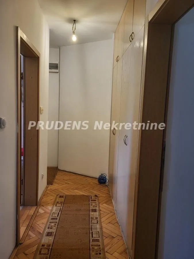 Rent, two bedroom apartment, 60m², Bezanijska Kosa 1, Bežanijska Kosa Sve Podlokacije